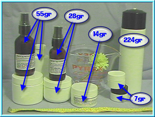 Sample retail packaging, labeled in grams.